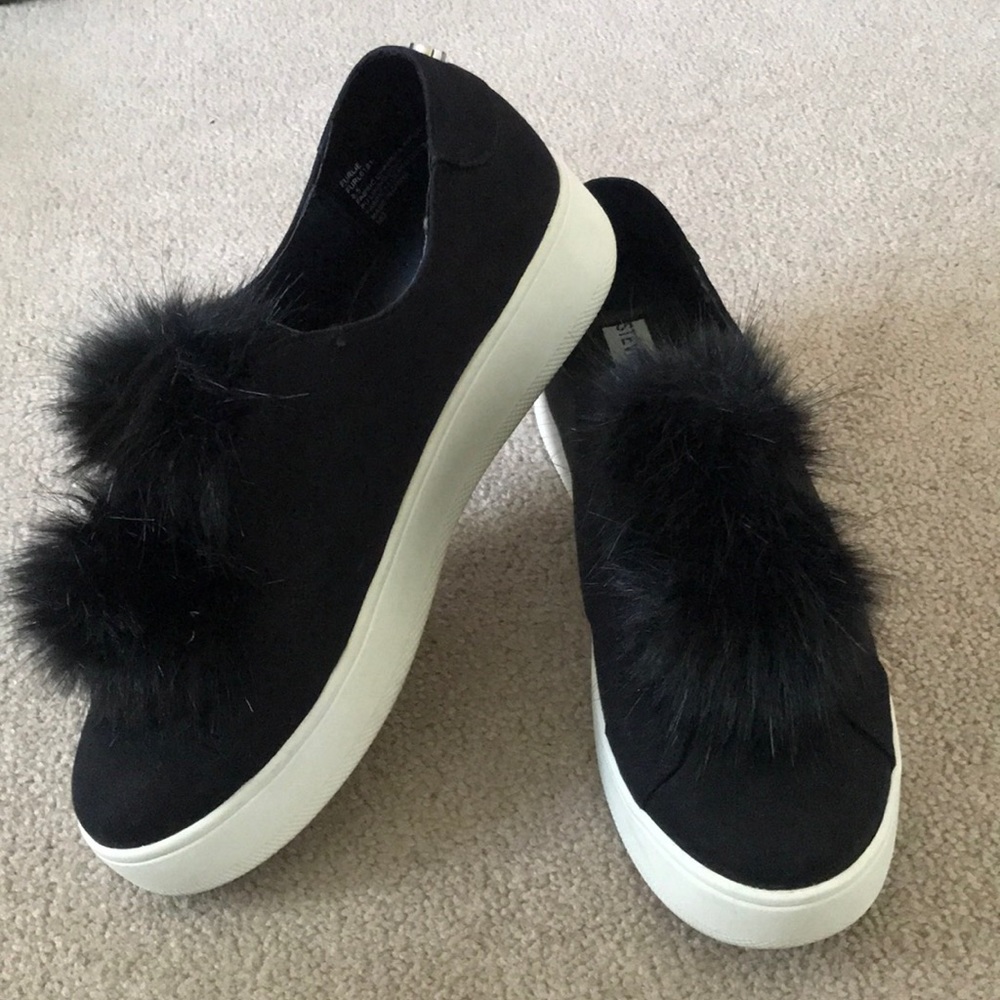Steve Madden Platform Slip-On